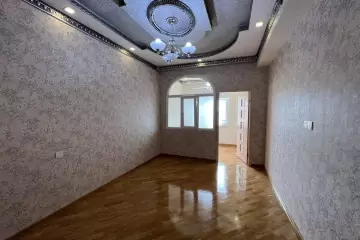 Satılır Yeni Tikili Bakı Kinoteatrıda