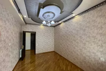 Satılır Yeni Tikili Bakı Kinoteatrıda