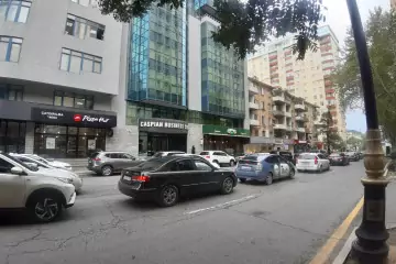 Satılır Köhnə Tikili Beşmərtəbədə