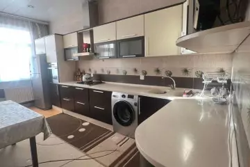 Aylıq Kirayə Yeni Tikili Heydər əliyev Mərkəzində