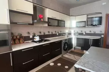 Aylıq Kirayə Yeni Tikili Heydər əliyev Mərkəzində