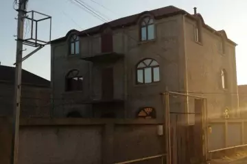 Satılır Həyət Evi Masazırda