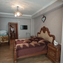 Satılır Həyət Evi Masazırda