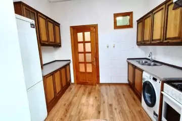 Aylıq Kirayə Köhnə Tikili 28 May Metrosu ətrafında