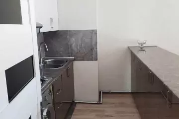 Aylıq Kirayə Yeni Tikili 28 May Metrosu ətrafında