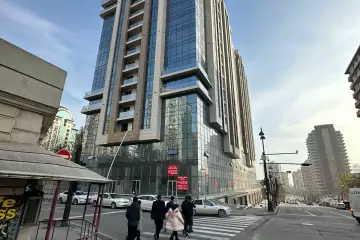 Satılır Yeni Tikili 28 May Metrosu ətrafında