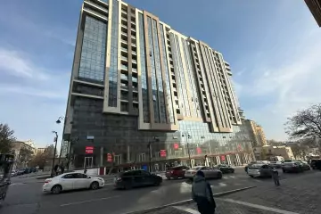 Satılır Yeni Tikili 28 May Metrosu ətrafında