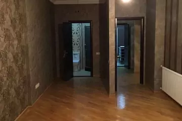 Satılır Yeni Tikili Ağ şəhər Kompleksində