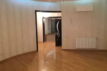 Satılır Yeni Tikili Ağ şəhər Kompleksində