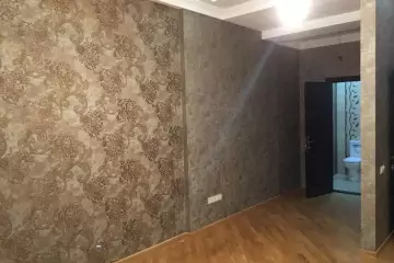 Satılır Yeni Tikili Ağ şəhər Kompleksində