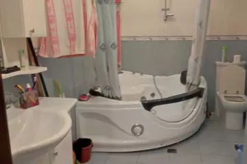 Aylıq Kirayə Yeni Tikili Beşmərtəbədə