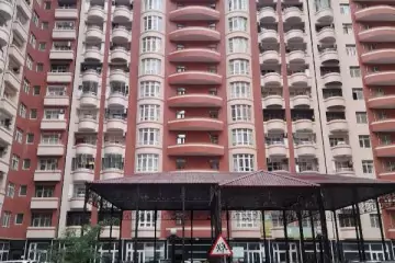 Satılır Yeni Tikili Badamdarda