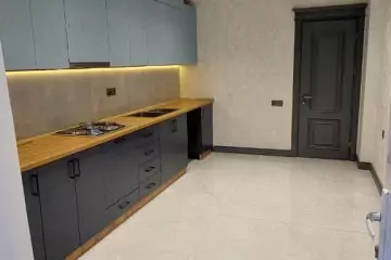 Satılır Yeni Tikili Badamdarda