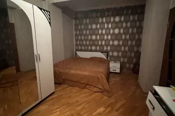 Satılır Yeni Tikili Bakı Kinoteatrıda