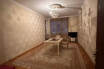 Satılır Yeni Tikili Bakı Kinoteatrıda