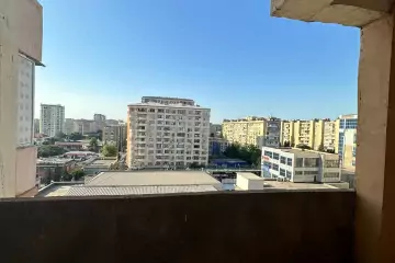 Satılır Yeni Tikili Bakı Kinoteatrıda