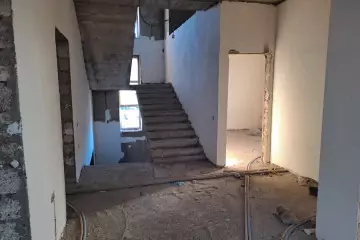 Satılır Həyət Evi Dübəndidə