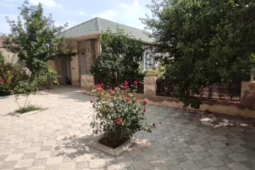 Satılır Həyət Evi Masazırda