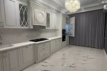 Satılır Yeni Tikili Nəsimi Bazarında