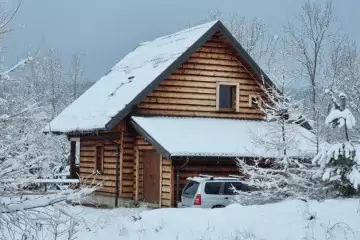 Günlük Kirayə Həyət Evi Oğuz Rayonunda