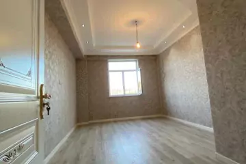 Satılır Yeni Tikili Qurtuluş 93da
