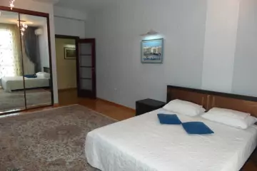 Aylıq Kirayə Yeni Tikili Gənclik Mallda