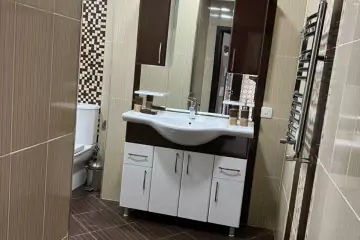 Aylıq Kirayə Yeni Tikili 28 May Metrosu ətrafında