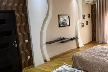 Aylıq Kirayə Yeni Tikili 28 May Metrosu ətrafında