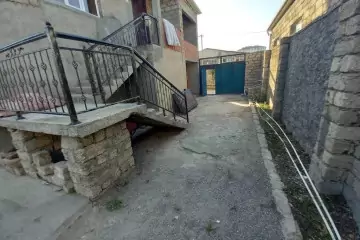 Satılır Həyət Evi Ramanada