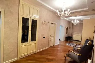 Satılır Yeni Tikili Bakıxanovda
