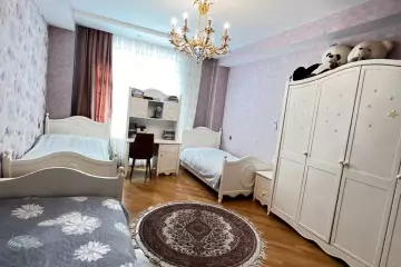 Satılır Yeni Tikili Bakıxanovda