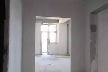 Satılır Yeni Tikili Heydər əliyev Mərkəzində