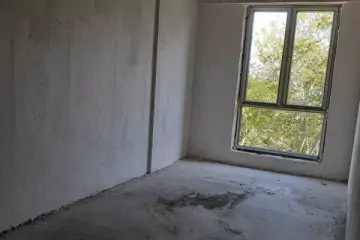 Satılır Yeni Tikili Heydər əliyev Mərkəzində