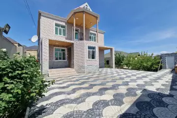 Satılır Həyət Evi Masazırda 