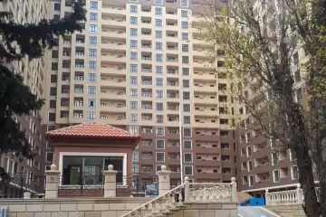 Satılır Yeni Tikili Qələbə Residence Yaşayış Kompleksida 