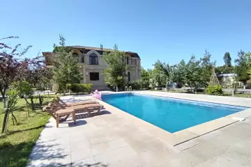 Satılır Villa Nohurqışlaq Kəndində 