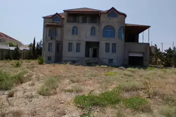 Satılır Həyət Evi Pirallahıda 