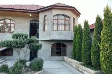 Satılır Bağ Evi Maştağada 