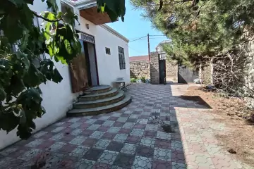 Satılır Həyət Evi Maştağada 