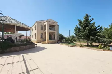 Satılır Bağ Evi Pirşağıda 