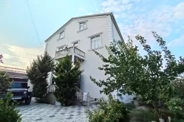 Satılır Həyət Evi Maştağada 