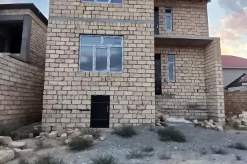 Satılır Həyət Evi Masazırda 