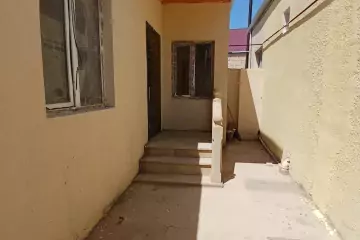 Satılır Həyət Evi Bakıda 