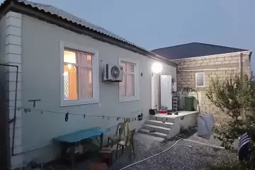 Satılır Həyət Evi Bakıda 