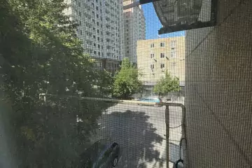 Satılır Yeni Tikili Elmler Akademiyasıda