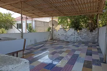 Satılır Həyət Evi Badamdarda 