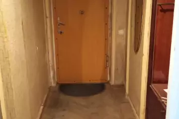 Satılır Köhnə Tikili Elmler Akademiyasıda