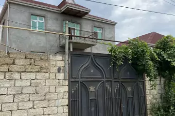 Satılır Həyət Evi Bakıda 