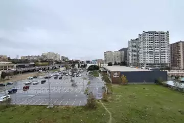 Satılır Yeni Tikili Ağ şəhər Kompleksində 