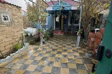 Satılır Həyət Evi Ramanada 